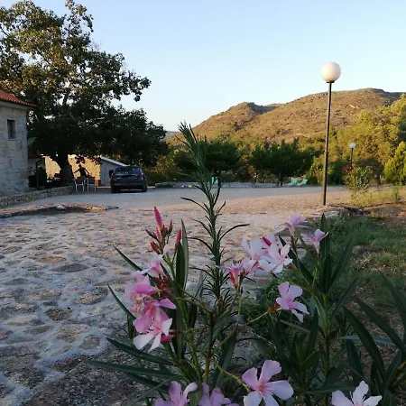 Agroturismo Quinta Dos Carvalhais - Serra Da Estrela Fornos de Algodres