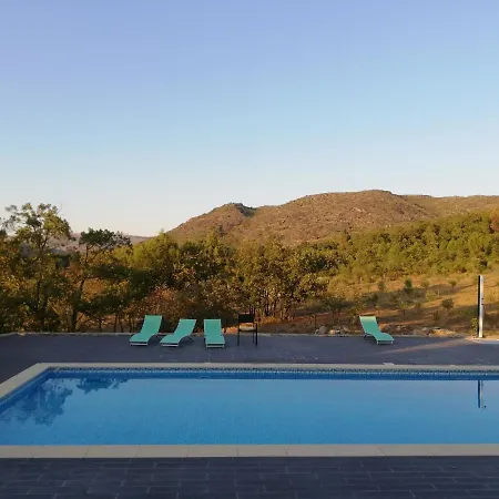 Quinta Dos Carvalhais - Serra Da Estrela * فورنوس دي ألجودريس