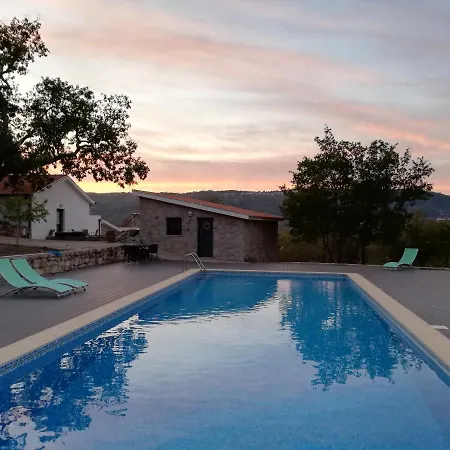 Quinta Dos Carvalhais - Serra Da Estrela * فورنوس دي ألجودريس