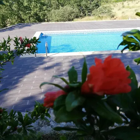 Gospodarstwo agroturystyczne Quinta Dos Carvalhais - Serra Da Estrela *