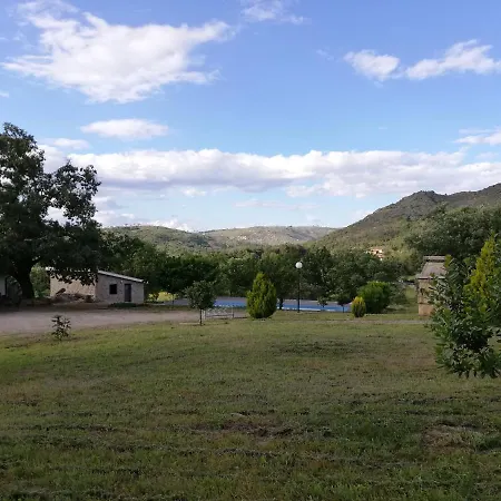 Quinta Dos Carvalhais - Serra Da Estrela مزرعة للإقامة *