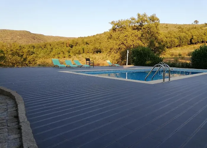 Quinta Dos Carvalhais - Serra Da Estrela Farma *