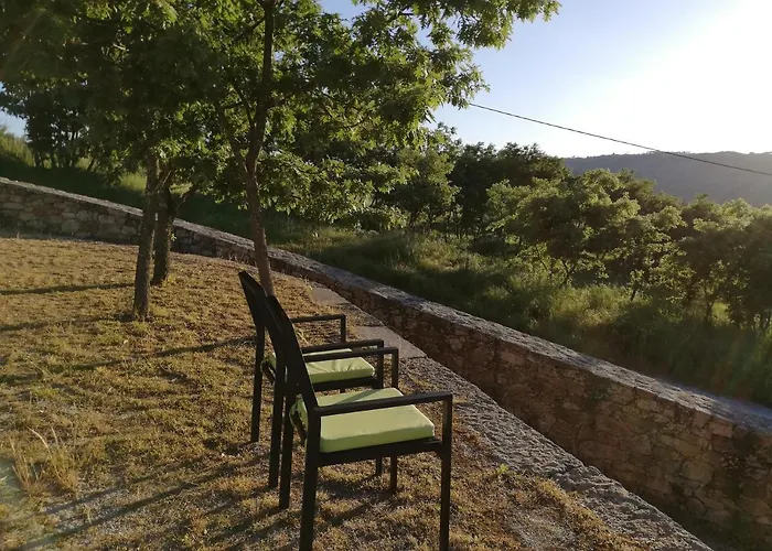Quinta Dos Carvalhais - Serra Da Estrela * פורנוס דה אלגודרס