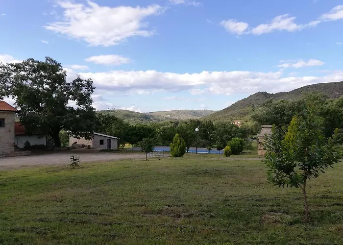 Quinta Dos Carvalhais - Serra Da Estrela בית חווה *