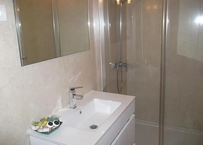 בית חווה Quinta Dos Carvalhais - Serra Da Estrela פורנוס דה אלגודרס