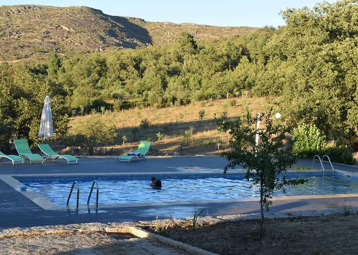 Quinta Dos Carvalhais - Serra Da Estrela * Fornos de Algodres