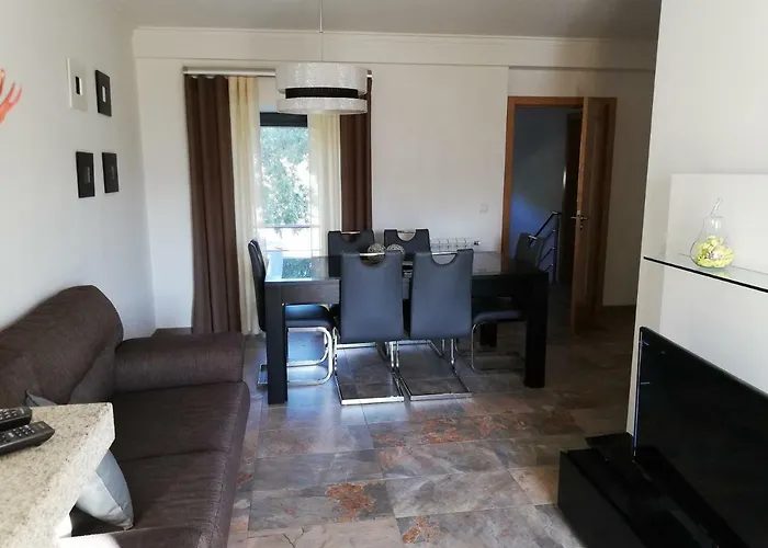 Quinta Dos Carvalhais - Serra Da Estrela בית חווה