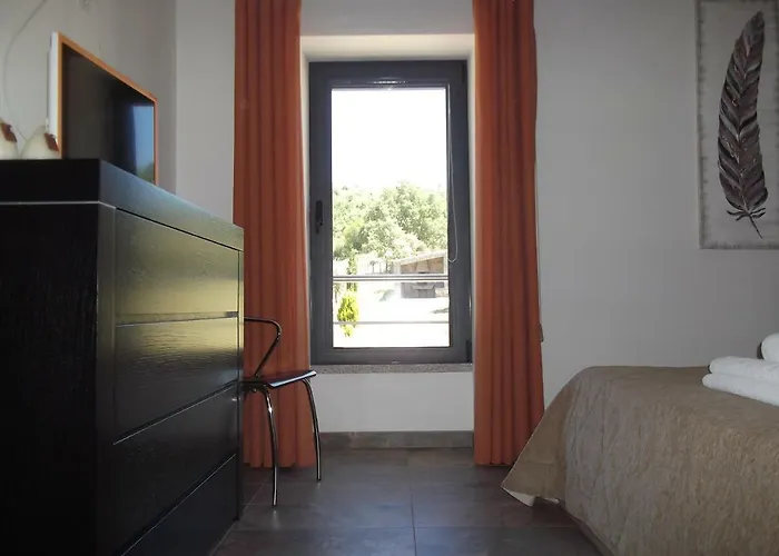 Quinta Dos Carvalhais - Serra Da Estrela * פורנוס דה אלגודרס