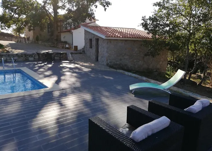 Quinta Dos Carvalhais - Serra Da Estrela * Fornos de Algodres